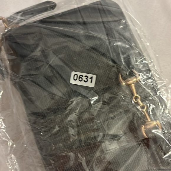 Round Zipper Long Wallet Horsebit Faux Leather Black - Picture 8 of 8